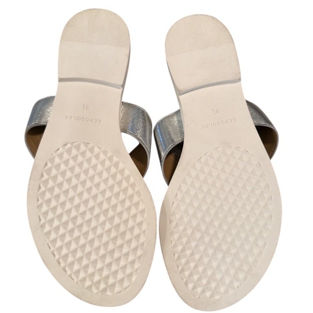 Aerosoles‎ Galen Metallic Silver Thong Sandals Flip Flops Buckle 8.5M Comfort - Picture 3 of 7